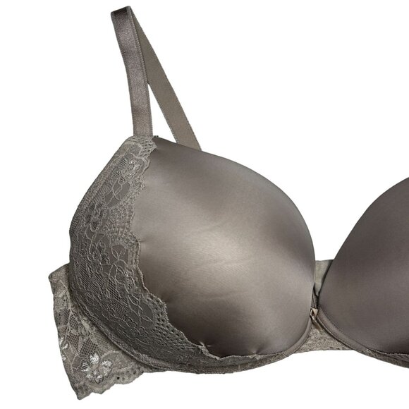 Torrid Curves 48D Gray Bra Lace Accent Lightly Lined Bow Plus Size Intimates - Picture 2 of 13
